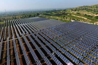 電動汽車作為電力系統(tǒng)儲能裝置的角色 光伏協(xié)同與充換電基礎設施建設的加速需求